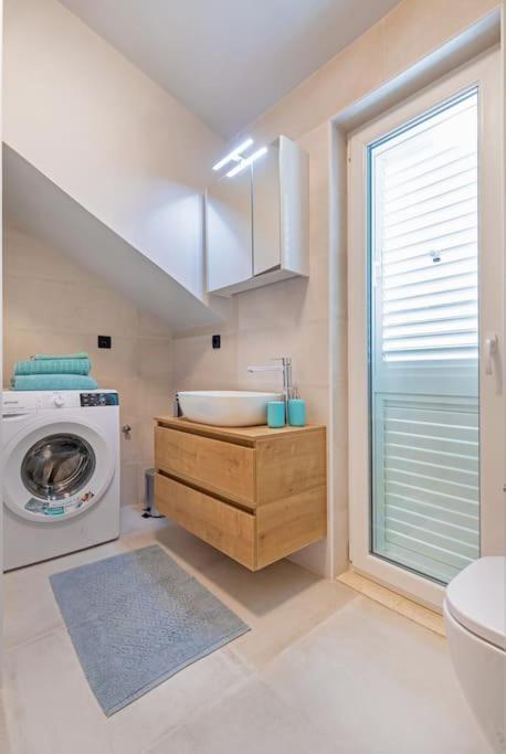 St Jakov Superior Beach Apartment With Free Parking 두브로브니크 외부 사진